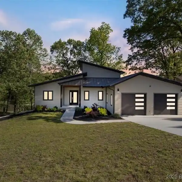 INCREDIBLE NEW HOME WITH NEW DOCK