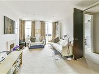 TWO BEDROOM FLAT WITH SOUTH-FACING TERRACE