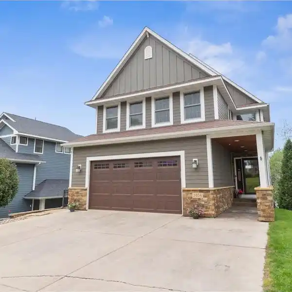 BEAUTIFULLY UPDATED HOME ON UPPER PRIOR LAKE