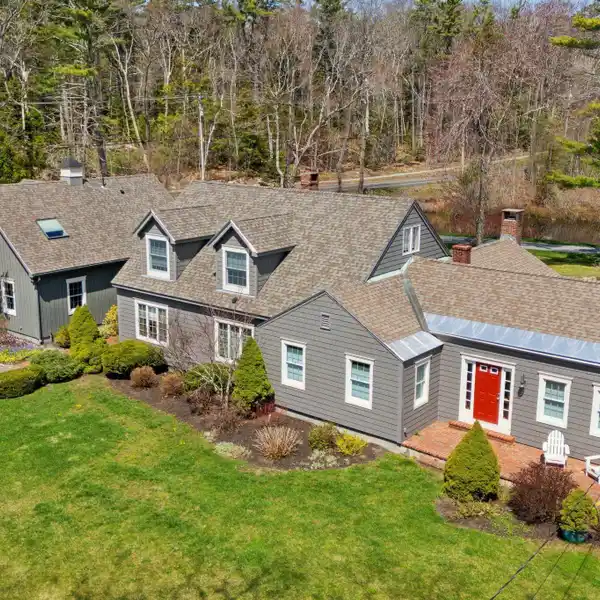SINGLE-LEVEL SANCTUARY WITH ATLANTIC ACCESS