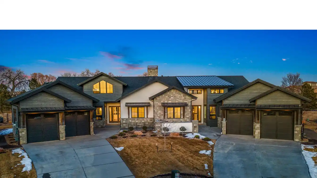 Spacious Residence in the Villas at Harmony Club