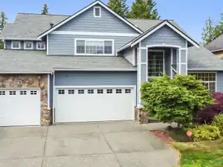 Beautifully Updated Home Combining Elegance and Comfort