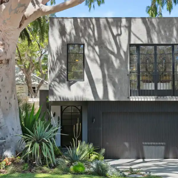 GORGEOUS HOME IN MOSMAN PARK