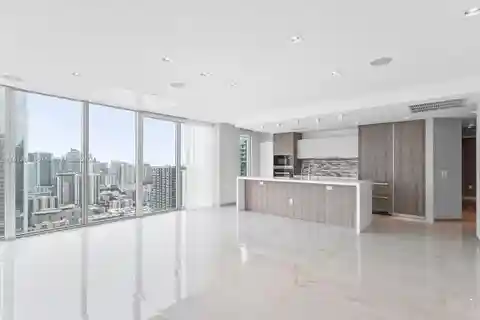 Top-of-the-line Unit in Biscayne Beach
