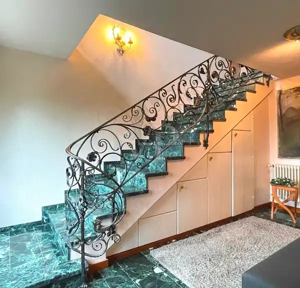 BREATHTAKING VILLA OFFERING LUXURY AND COMFORT
