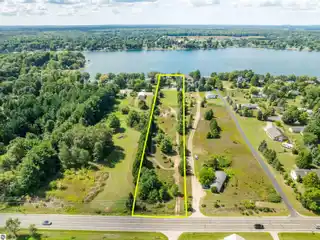 Rare Three-Plus-Acre Property on Silver Lake