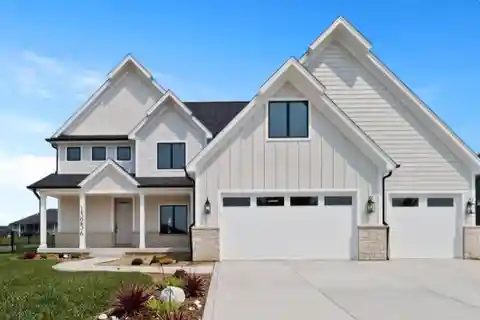 Elegant Home Near Parks, Trails, and Schools