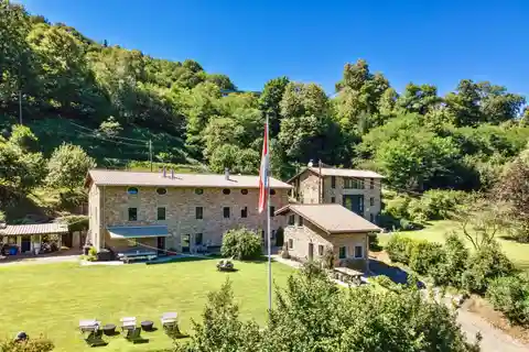 Spaciousness and Privacy