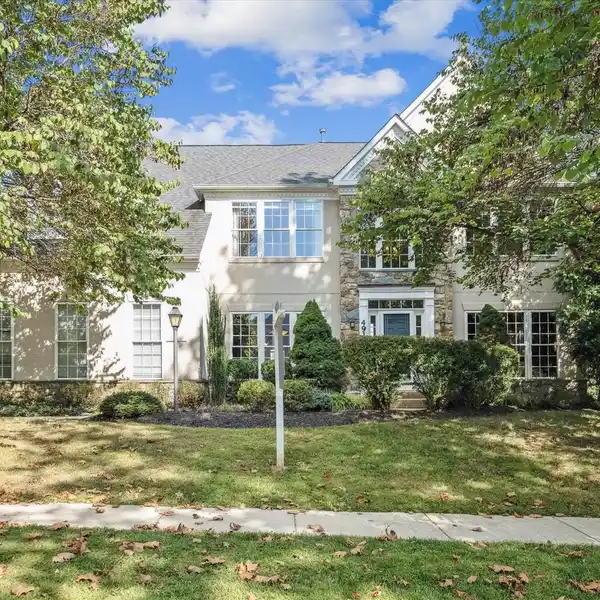 ELEGANT CORNER-LOT HOME WITH DESIGNER TOUCHES