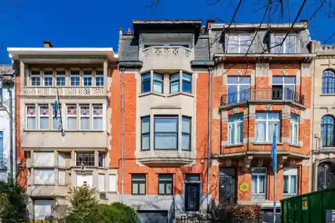 Elegant 1930s Mansion