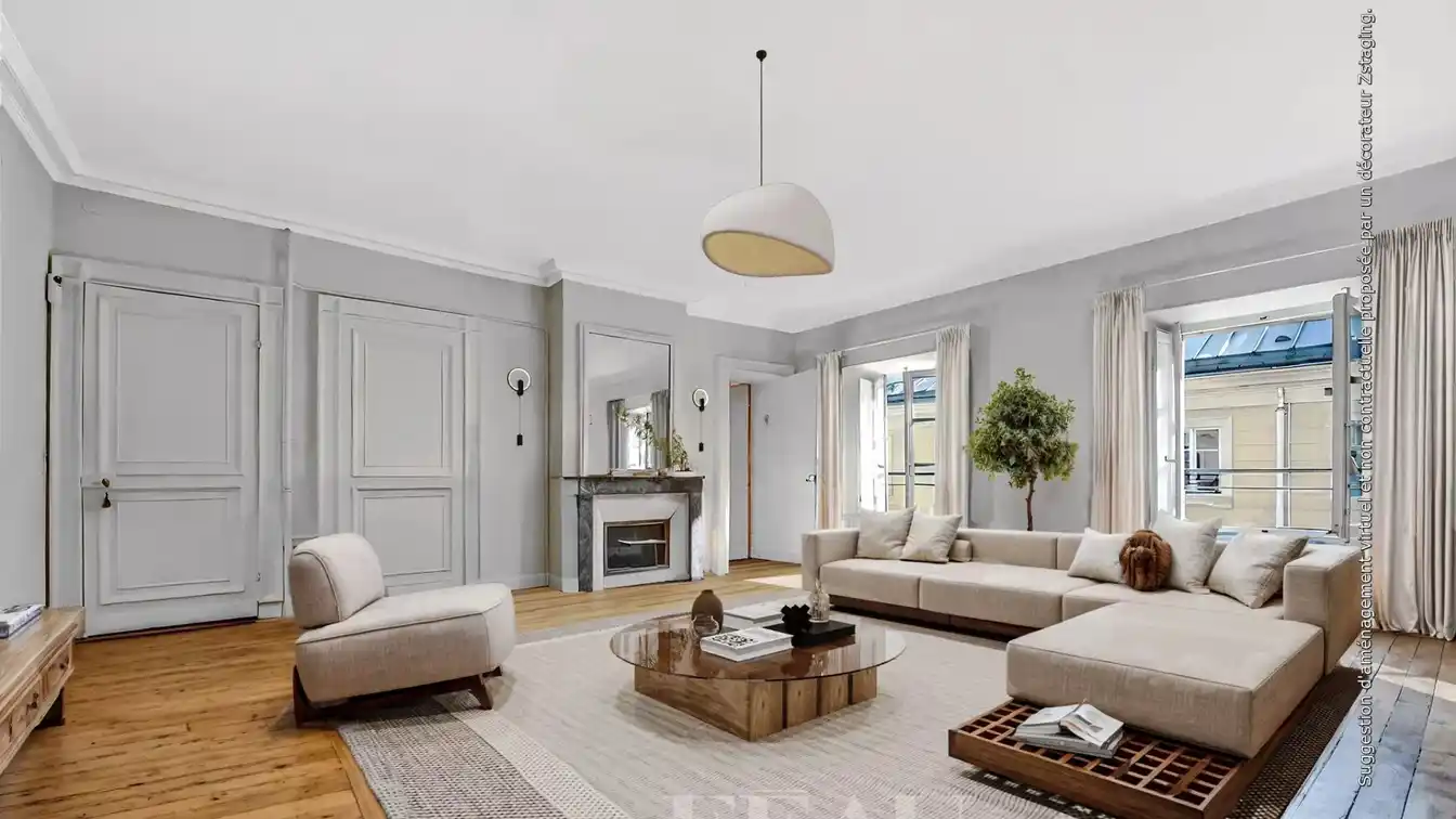 Bright Four Bedroom Versailles Apartment