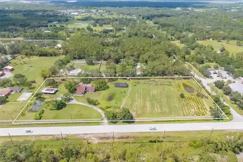 5-acre Property in Sarasota