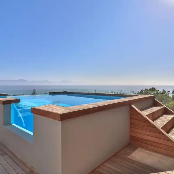 ICONIC BRAND NEW HOME IN MOSSEL BAY