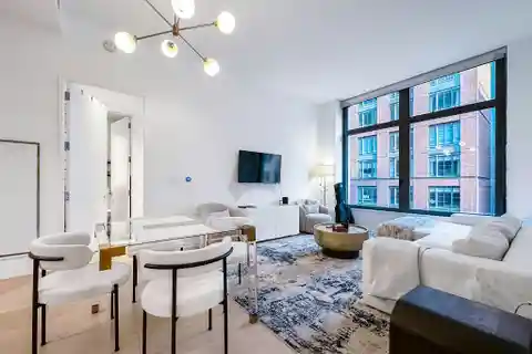 Sun-Drenched Soho Living with City Views
