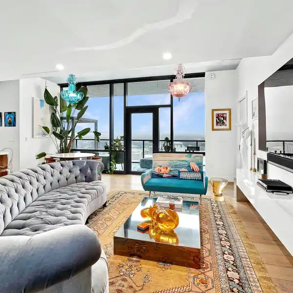 MAGNIFICENT LAKE AND DOWNTOWN VIEWS AT 70 RAINEY