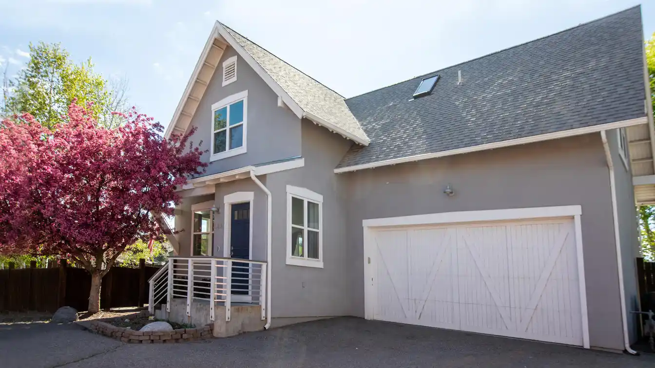 Mountain Contemporary Comfort in the Heart of Eagle