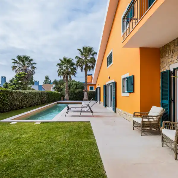 THREE-FLOOR VILLA IN MURCHES
