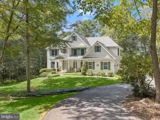 Spectacular Colonial Nestled in the Prestigious Community