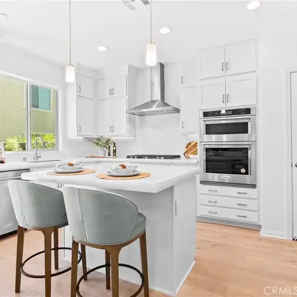 STYLISH OPEN-CONCEPT HOME IN SOUGHT-AFTER NEIGHBORHOOD