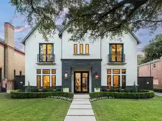 Beautiful Traditional University Park Home