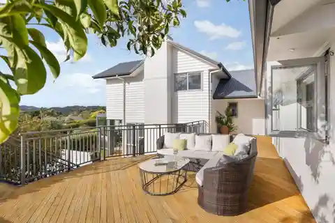 Alfresco Perfection in Prime Waimauku Location