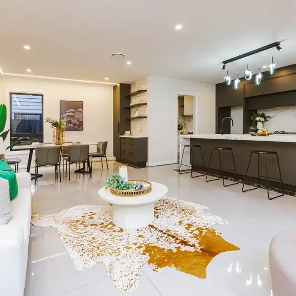 MASTER-BUILT PERFECTION IN PRIME EPSOM LOCATION