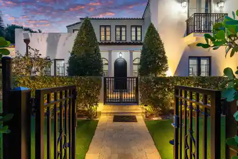 Sophisticated Retreat