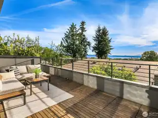 Gorgeous Home with an Ideal Plan
