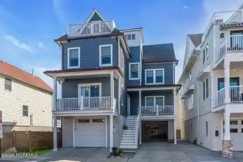 Gorgeous Sea Bright Home