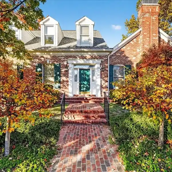 GRACIOUS HOME WITH BEAUTIFUL LARGE LIGHT-FILLED ROOMS