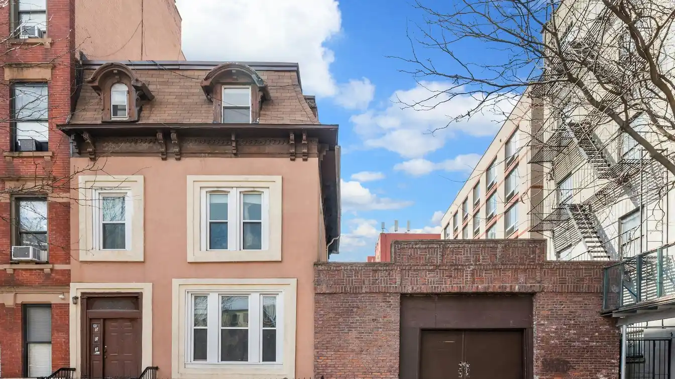 Rare Townhouse and Garage Combination