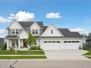 Exceptional Home Located in the Ridge at Elm Creek