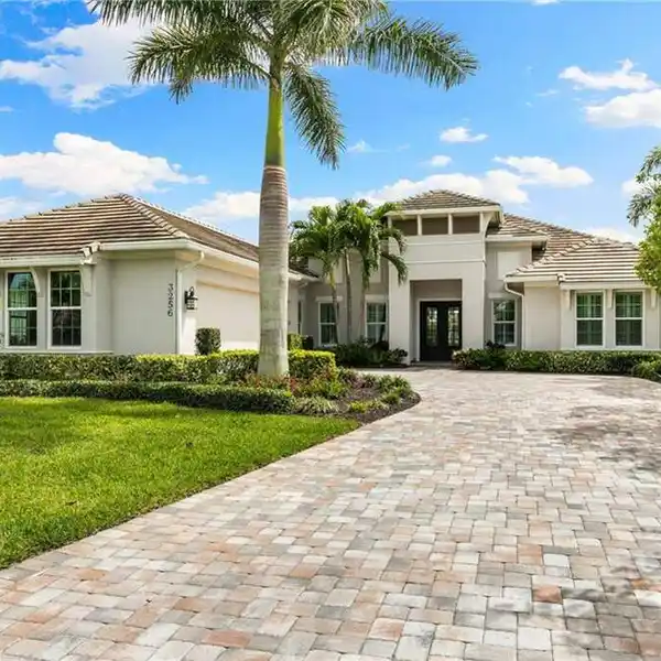 FORMER MODEL HOME IN AN EXCLUSIVE NEIGHBORHOOD