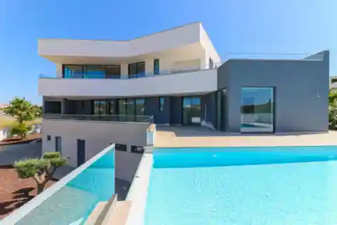 Contemporary Sea-View Villa