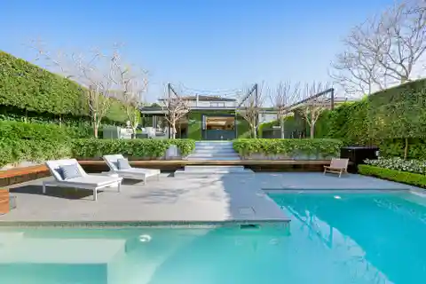 Magnificent Riverview Residence