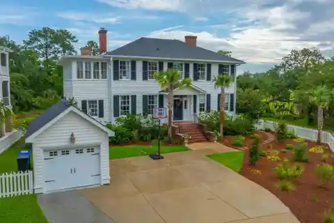 Thoughtfully Renovated Home Near Historic Downtown Charleston