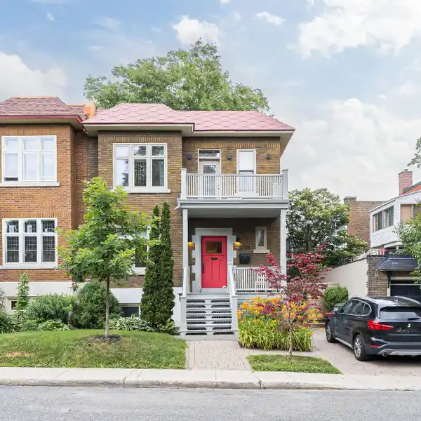 THOUGHTFULLY CONSIDERED RENOVATED HOME