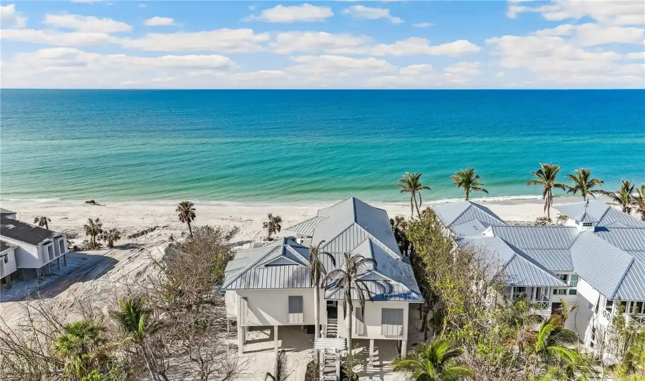 Elevated Residence on an Exclusive Beachfront Lane