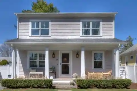 Shingled Beach Colonial