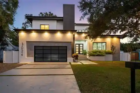Modern Elegance in Premier South Tampa Location