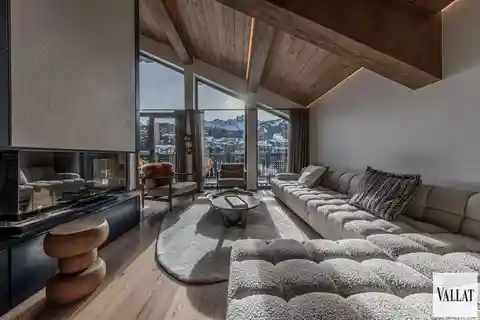 Chalet-style Courchevel Duplex with Private Ski Room