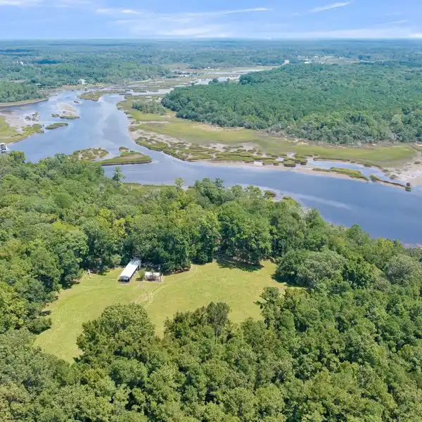 LEGACY PROPERTY ON THE TOOGOODOO RIVER