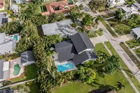 Entertainer's Dream on Prestigious Coconut Drive