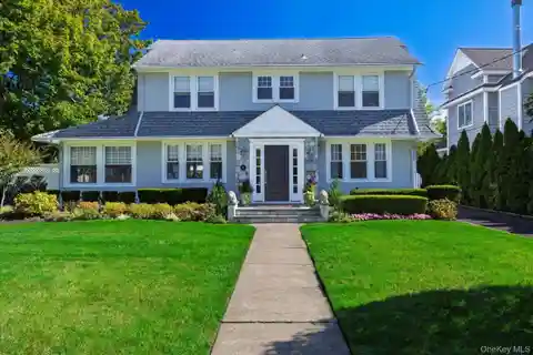 Beautifully Maintained Center Hall Colonial