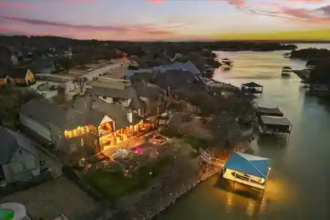 Executive Home on Eagle Mountain Lake