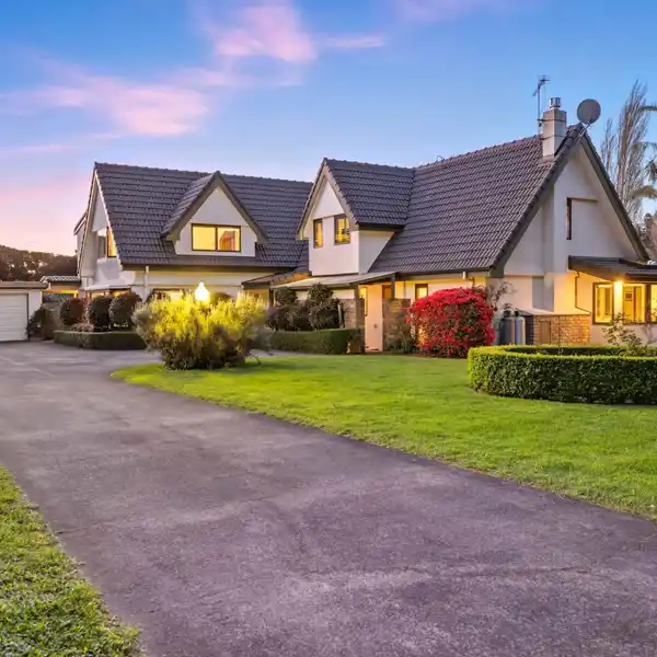 LIFESTYLE GRANDEUR - SERENITY AND STYLE