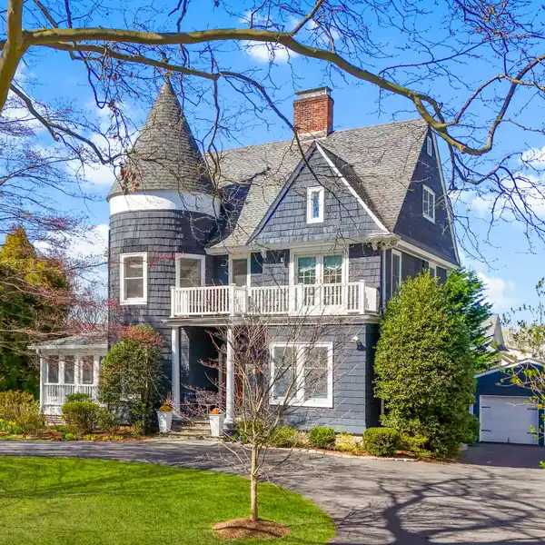 GRACIOUS 1890 VICTORIAN