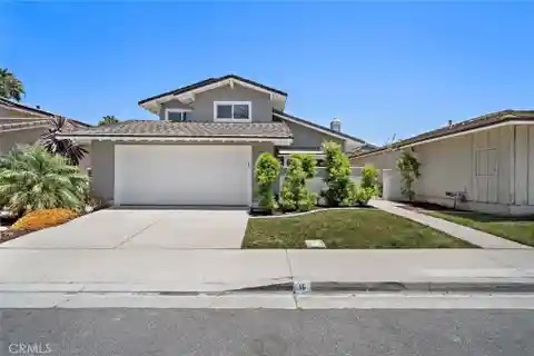 Renovated Residence in the Patio Homes of Woodbridge