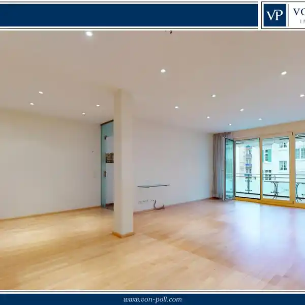 LIGHT-FILLED THREE-ROOM APARTMENT WITH LARGE BALCONY AND PARKING SPACE IN A PRIME LOCATION