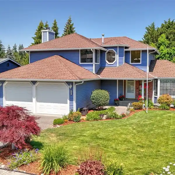 BEAUTIFULLY UPDATED HOME IN CANYON RIDGE ESTATES